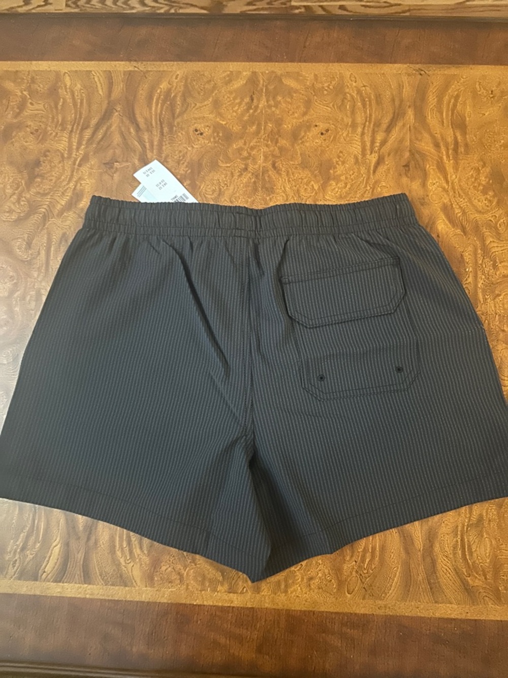 Abercrombie & Fitch Black Men's Swim Shorts - Picture 4 of 4